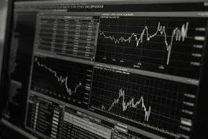 Platinum prices reach six-year high, partly boost from hydrogen economy