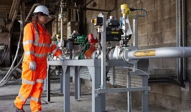 UK cement kiln pioneers using hydrogen on a commercial scale