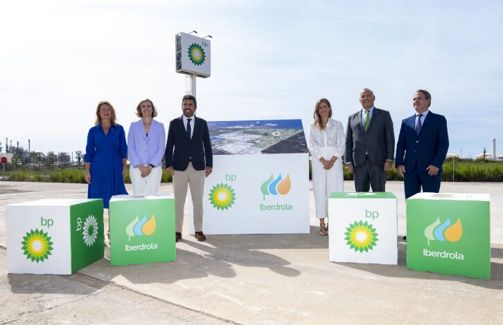 Iberdrola and bp to construct a 25 MW green hydrogen project in Spain